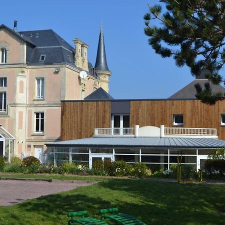Les Tourelles Village De Vacances 아스넬레스 외부 사진