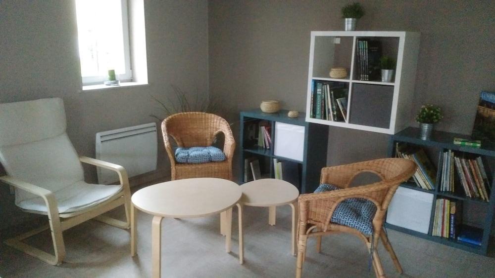 Les Tourelles Village De Vacances 아스넬레스 외부 사진