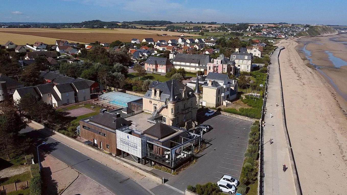 Les Tourelles Village De Vacances 아스넬레스 외부 사진
