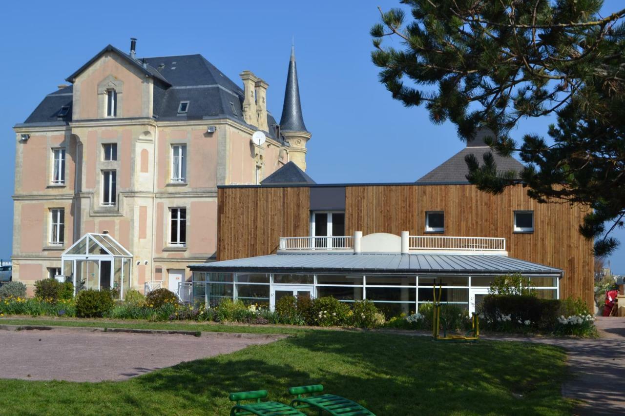 Les Tourelles Village De Vacances 아스넬레스 외부 사진
